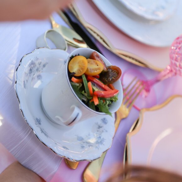 LoveShackFancy Party kit – Romantic Floral Event Decor - Picture 10 of 16